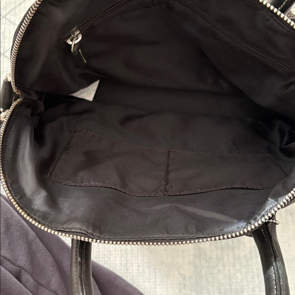 Danier Black Leather Handbag - Picture 4 of 6